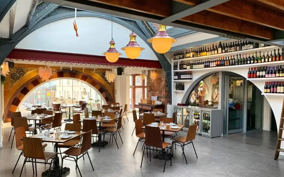 Ditalian-restaurant